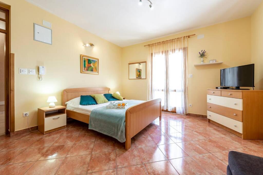 Vila Vergatum-Privacy,Gym,Billiards,Table Tennis Donji Brgat Buitenkant foto